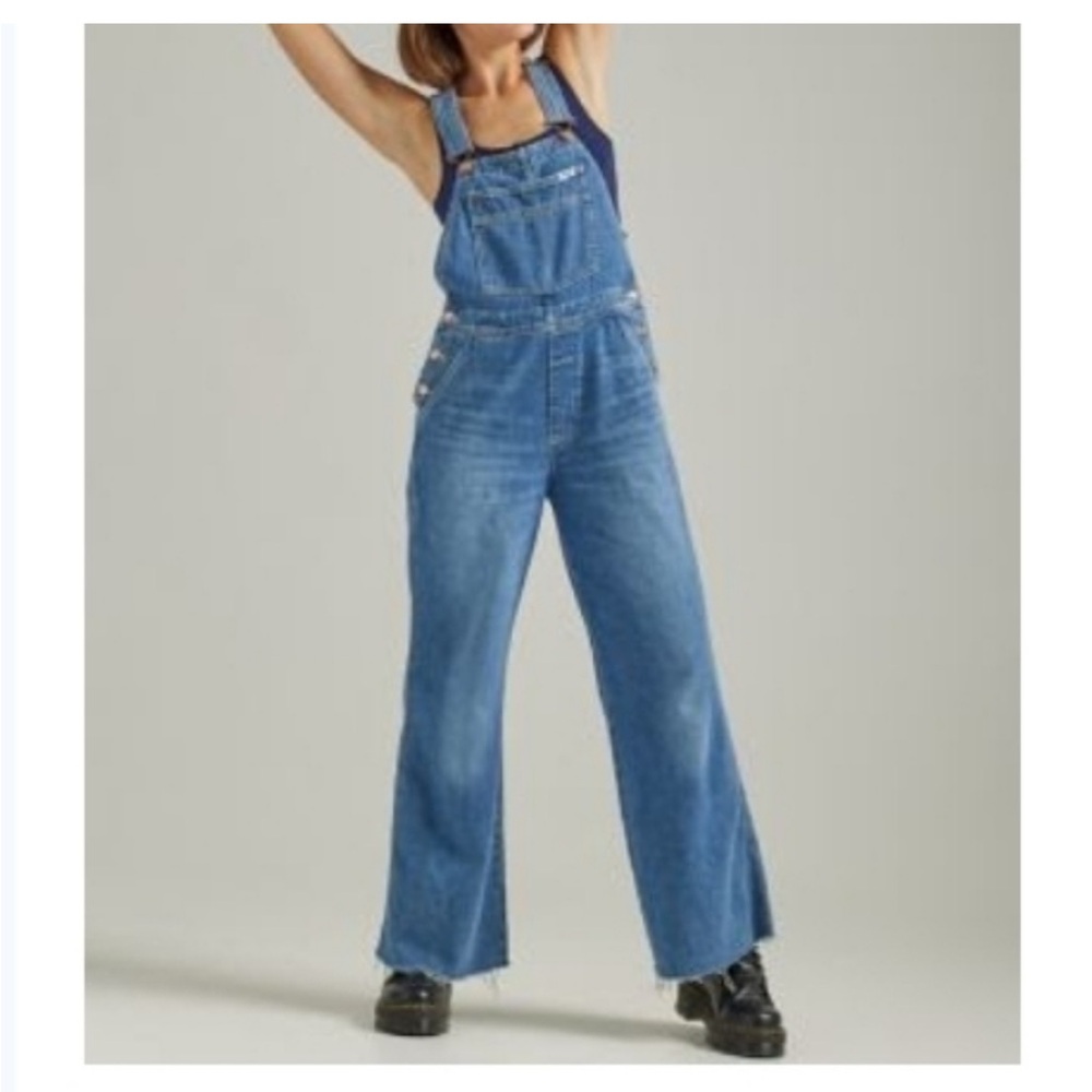 Wrangler flare raw edge overalls sz XL